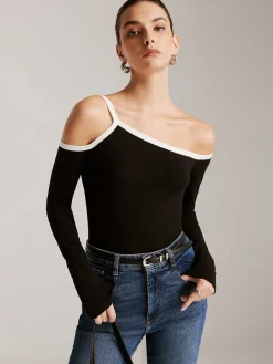 Clearance Asymmetrical Contrast Strap Slim Top T-shirts|Tops