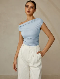 Outlet Asymmetrical Neck Sleeveless T-Shirt T-shirts|Tops