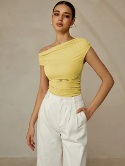Outlet Asymmetrical Neck Sleeveless T-Shirt T-shirts|Tops