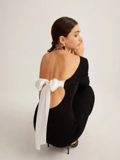 Bow Open Back Knit Dress Black Dresses|Sweater Dresses