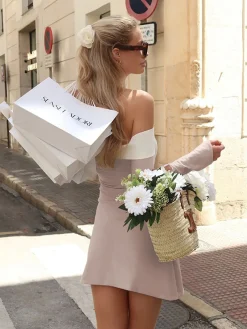 Color Block Off-Shoulder Long Sleeve Short Dress White Dresses|Casual Dresses