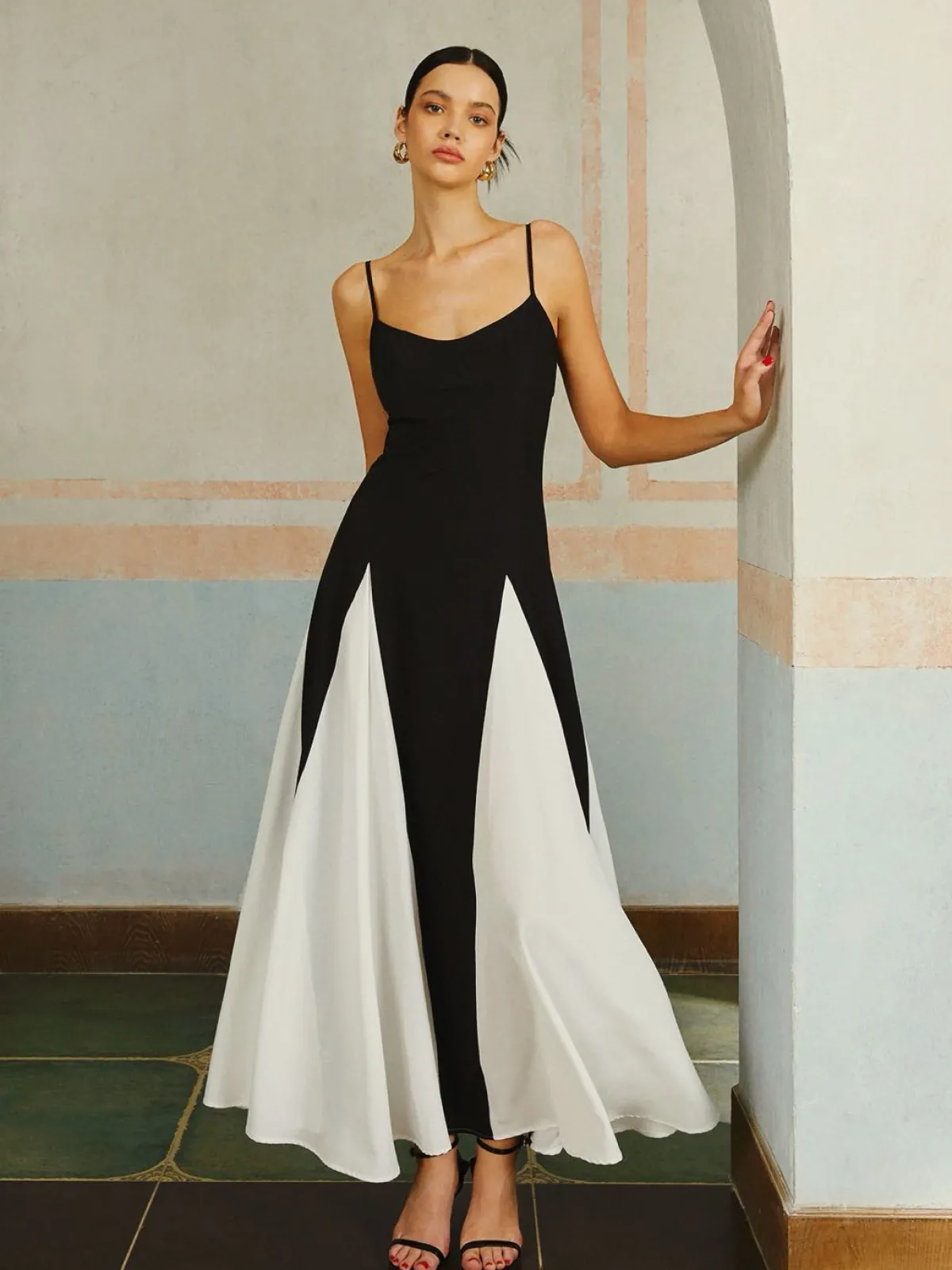 Discount Color Block Spaghetti Strap Long Dress Black Dresses|Casual Dresses