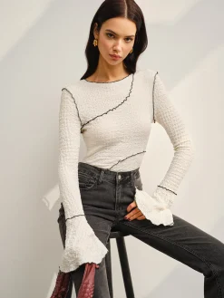 New Contrast Piping Bell Sleeve T-Shirt T-shirts|Tops