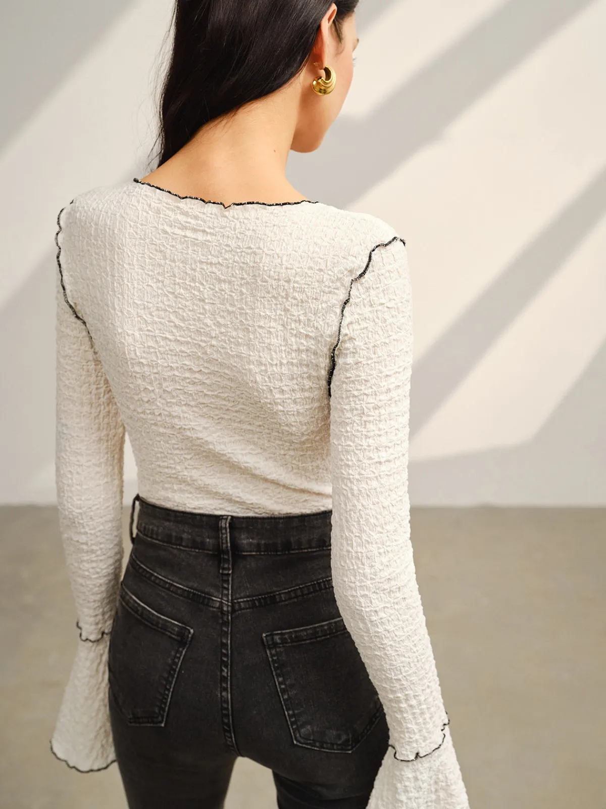 New Contrast Piping Bell Sleeve T-Shirt T-shirts|Tops