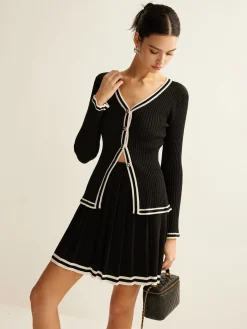 Clearance Contrast Trim Pleated Knit Skirt Set Sweater Tops|Skirts