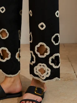 New Cotton Hollow Embroidered Cropped Pants Pants|Bottoms