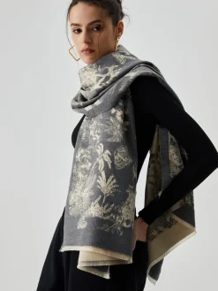 Clearance Double Face Jacquard Tassel Scarf Accessories