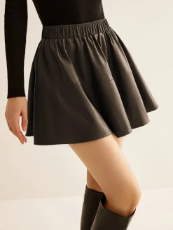 Hot Elastic Waist Pleated PU Leather Skirt Skirts|Bottoms