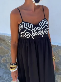 Outlet Embroidered Shirred Spaghetti Strap Long Dress Black Dresses|Vacation Dresses