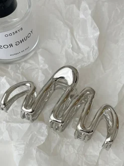 Essential Hair Claw Hair Claws & Hats|Accessories
