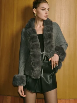 Online Fox Fur Panel Wool-Blend Knit Outerwear Outerwear|Knitwear