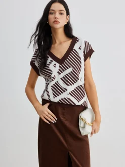 Geometric Contrast Striped Sweater Vest Sweater Vests|Sweaters & Cardigans