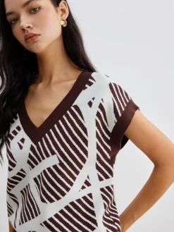 Geometric Contrast Striped Sweater Vest Sweater Vests|Sweaters & Cardigans