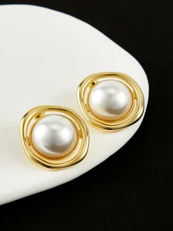 Best en Edge Pearl Stud Earrings Earrings|Accessories