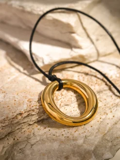Hot Round Pendant Necklace Necklaces|Accessories