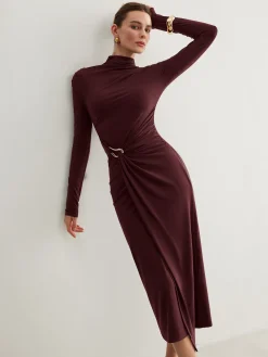Best Irregular Metal-Ring Slit Pleated Dress Black Dresses|Casual Dresses