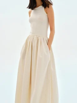 New Leisure Crew Neck Long Dress White Dresses|Black Dresses