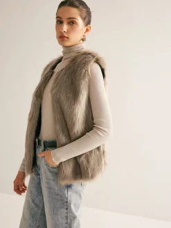 Discount Leisure Faux Fur Vest Outerwear|Vests