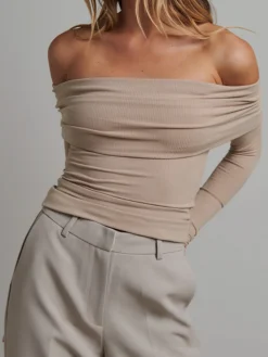 New Off Shoulder Overfold Long Sleeve Crop Shirt Crop Tops|T-shirts