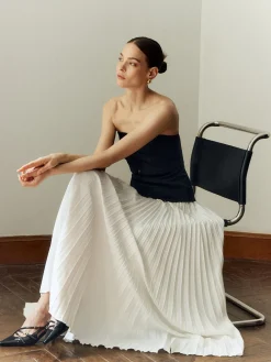 Hot Off Shoulder Pleated Long Dress White Dresses|Casual Dresses
