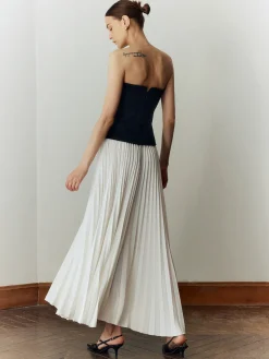 Hot Off Shoulder Pleated Long Dress White Dresses|Casual Dresses