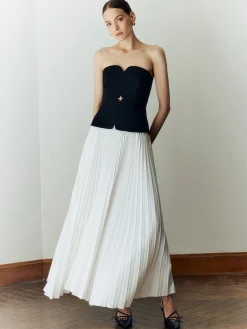 Hot Off Shoulder Pleated Long Dress White Dresses|Casual Dresses
