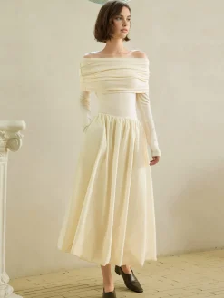 Discount Off-Shoulder Bud Waist Pleated Knit Dress White Dresses|Sweater Dresses