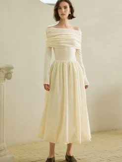 Discount Off-Shoulder Bud Waist Pleated Knit Dress White Dresses|Sweater Dresses