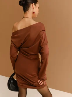 Hot Off-Shoulder Pleated Jersey Short Dress Casual Dresses|Work Dresses