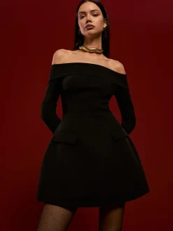 Online Off-Shoulder Pleated Short Dress Black Dresses|Casual Dresses