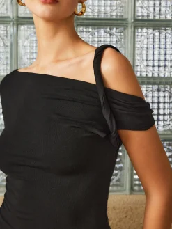 Outlet Off-Shoulder Twist Sleeve T-Shirt T-shirts|Tops