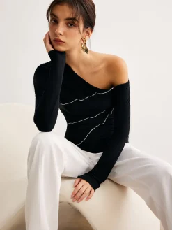 Hot One-Shoulder Contrast Piping Skinny Blouse Blouses & Shirts|Tops