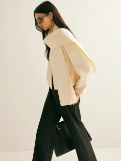 Plain Short Coat With Scarf Outerwear|Coats