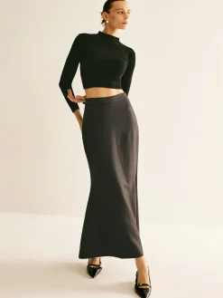 New Regular Fit Back Split Skit Skirts|Bottoms