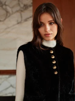 Outlet Round Neck Button Faux Fur Vest Outerwear|Vests