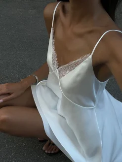 Hot Satin Backless V-Neck Dress White Dresses|Casual Dresses