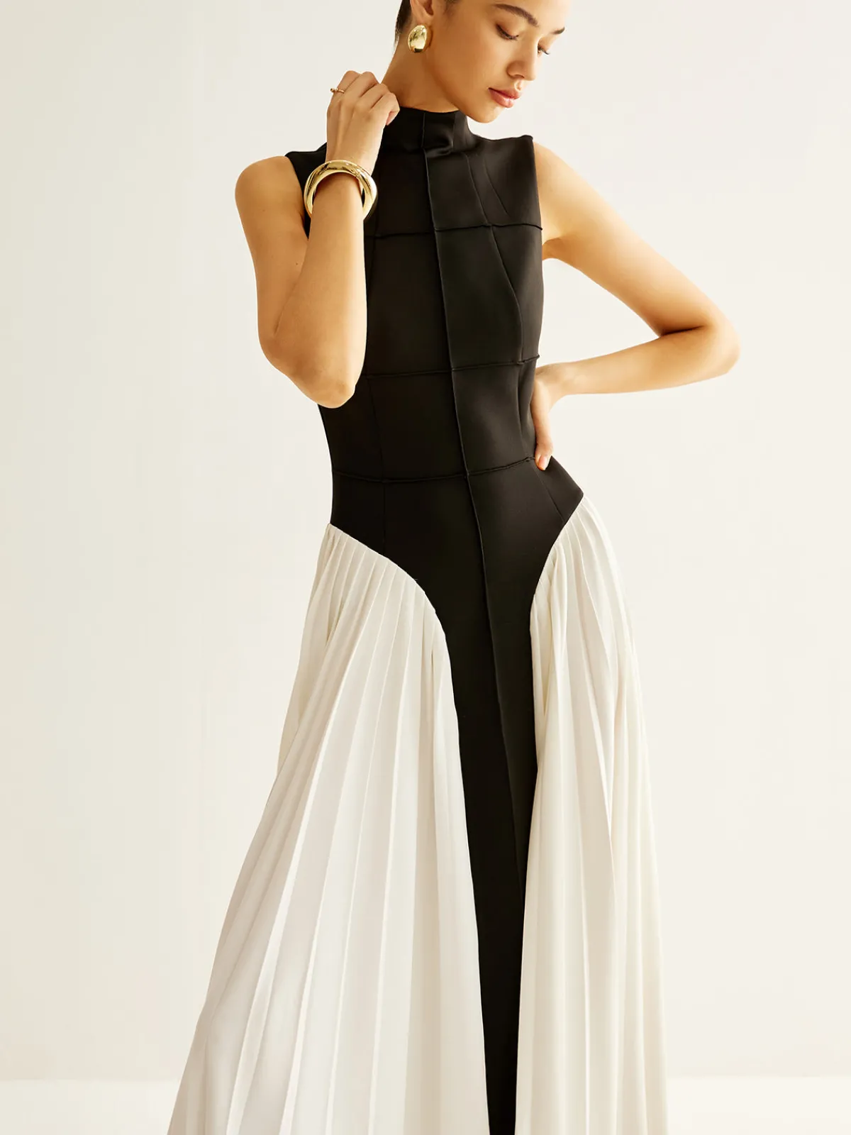 Online Sleeveless Color Block Pleated Dress Black Dresses|Casual Dresses