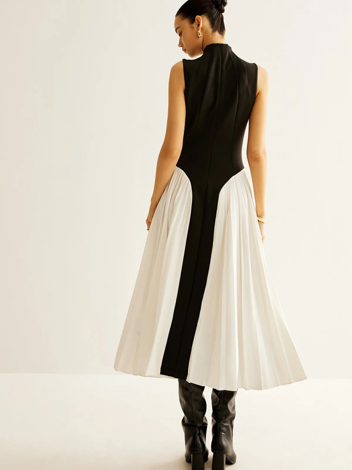 Online Sleeveless Color Block Pleated Dress Black Dresses|Casual Dresses