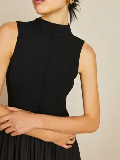Solid Mock Neck Sleeveless Long Dress Black Dresses|Casual Dresses