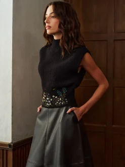Hot Stand Collar Embroidery Floral Sweater Vest Vests|Knitwear