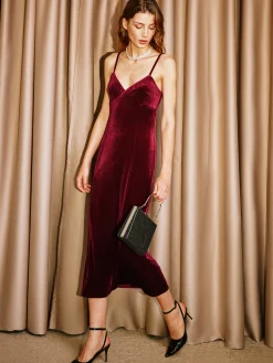 Hot Sweetheart Velvet Cami Dress Dresses