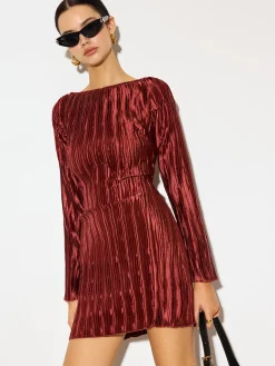 Discount Textured Slim Short Dress Dresses