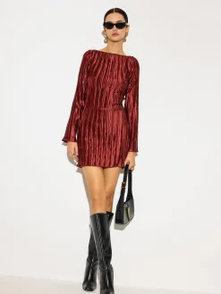 Discount Textured Slim Short Dress Dresses