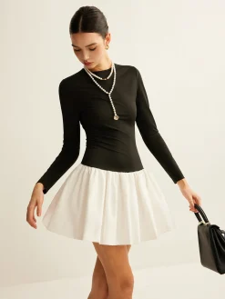Hot Two-Tone Panel Slim Dress Black Dresses|Casual Dresses