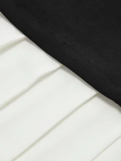 Discount Two-Tone Sleeveless Pleated Short Dress Black Dresses|Casual Dresses
