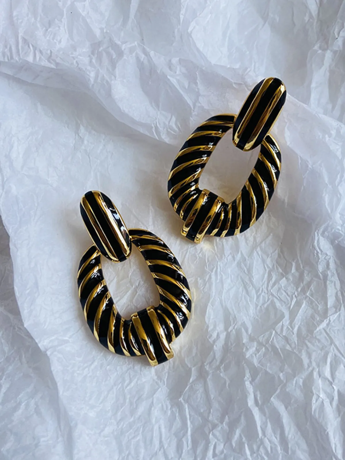 Outlet Vintage Croissant Twist Hoop Earrings Earrings|Accessories