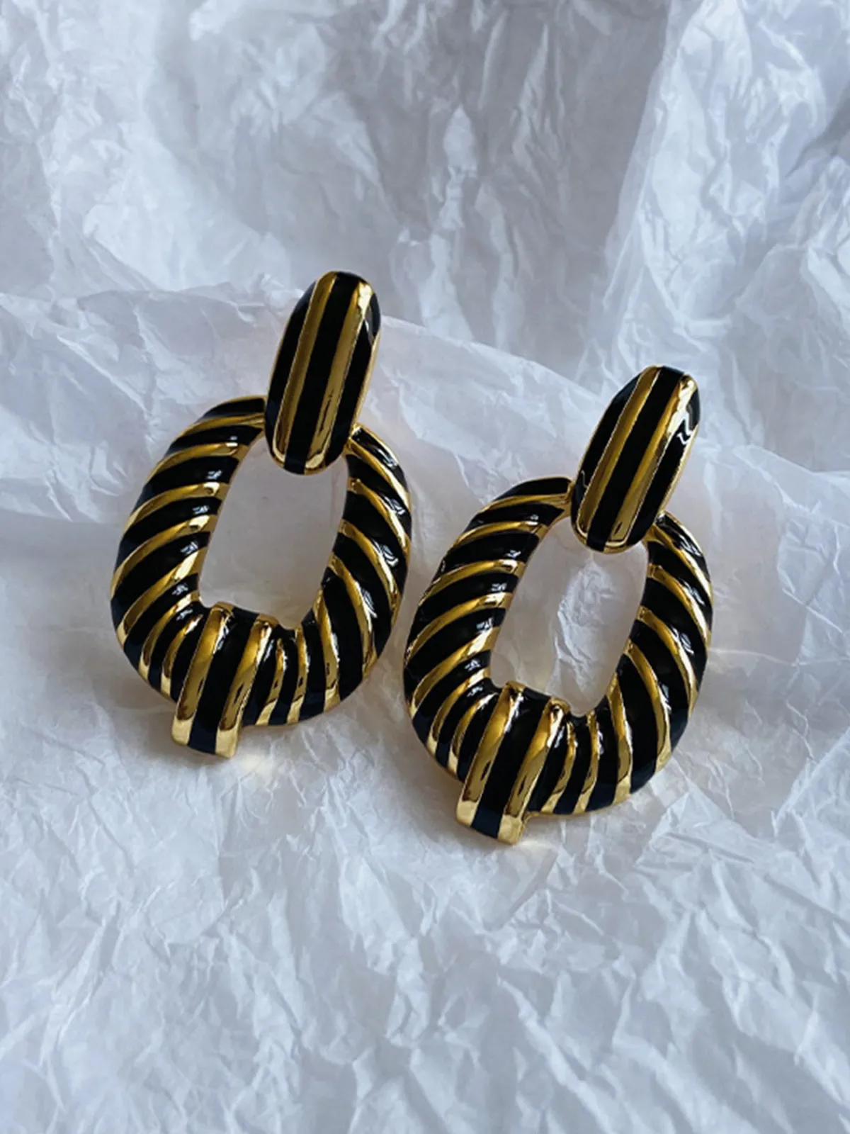 Outlet Vintage Croissant Twist Hoop Earrings Earrings|Accessories