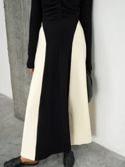 V-Neck Panel Pleated Long Dress Black Dresses|Cocktail & Party Dresses