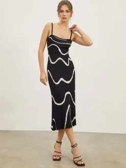 Wavy Print Strap Midi Dress Black Dresses|Sweater Dresses
